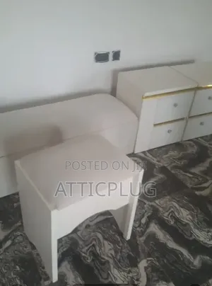 Modern White Dressing Table Stool Set With Gold Trim