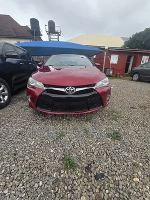 Toyota Camry SE 4dr Sedan (2.5L 4cyl 6A) 2016 Red