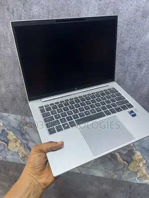 Laptop HP EliteBook 840 10 16GB Intel Core i7 SSD 512GB