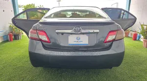 Toyota Camry 2010 Gray