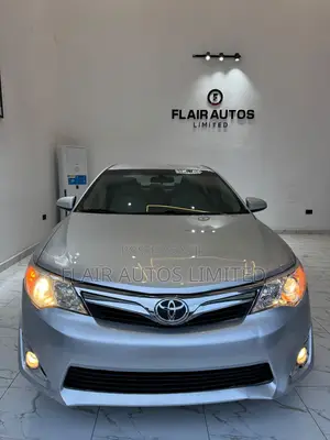 Toyota Camry L 4dr Sedan (2.5L 4cyl 6A) 2012 Silver