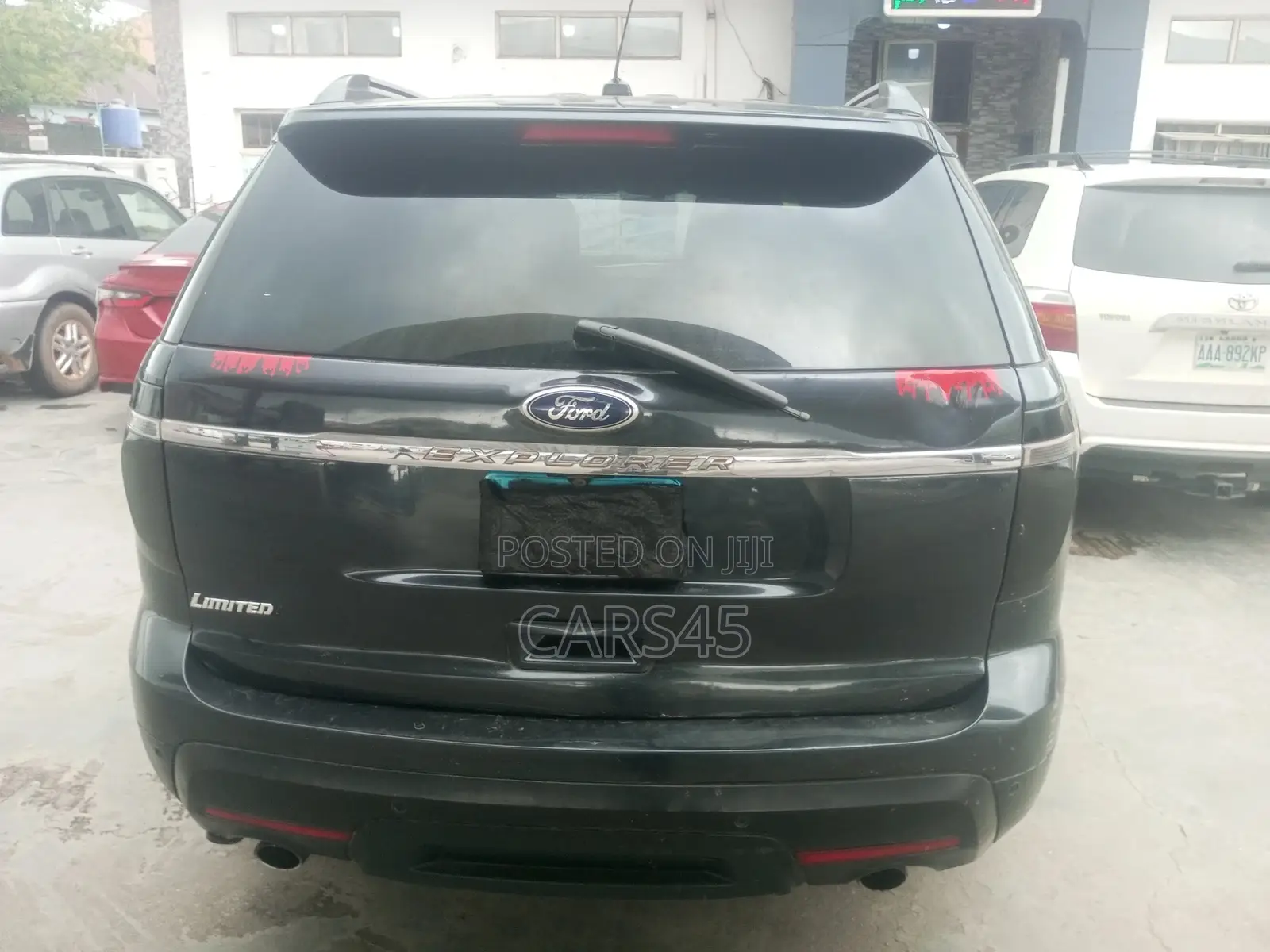 Ford Explorer 2013 Beige