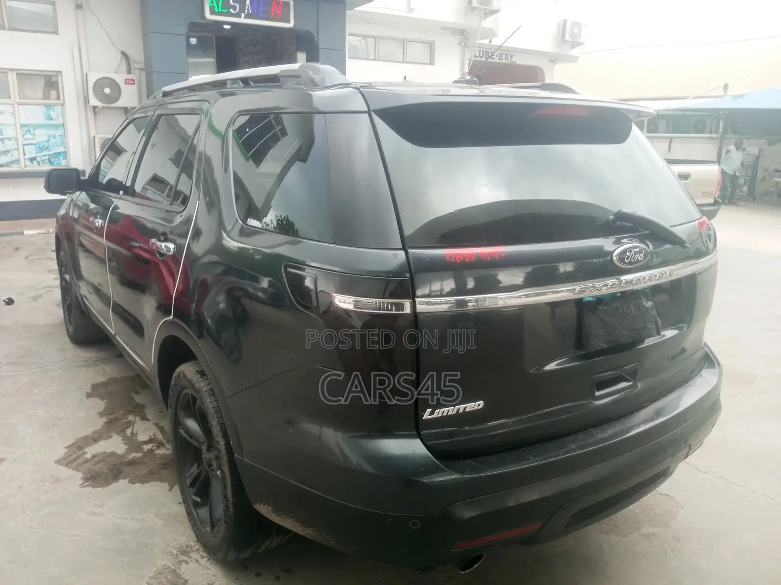 Ford Explorer 2013 Beige