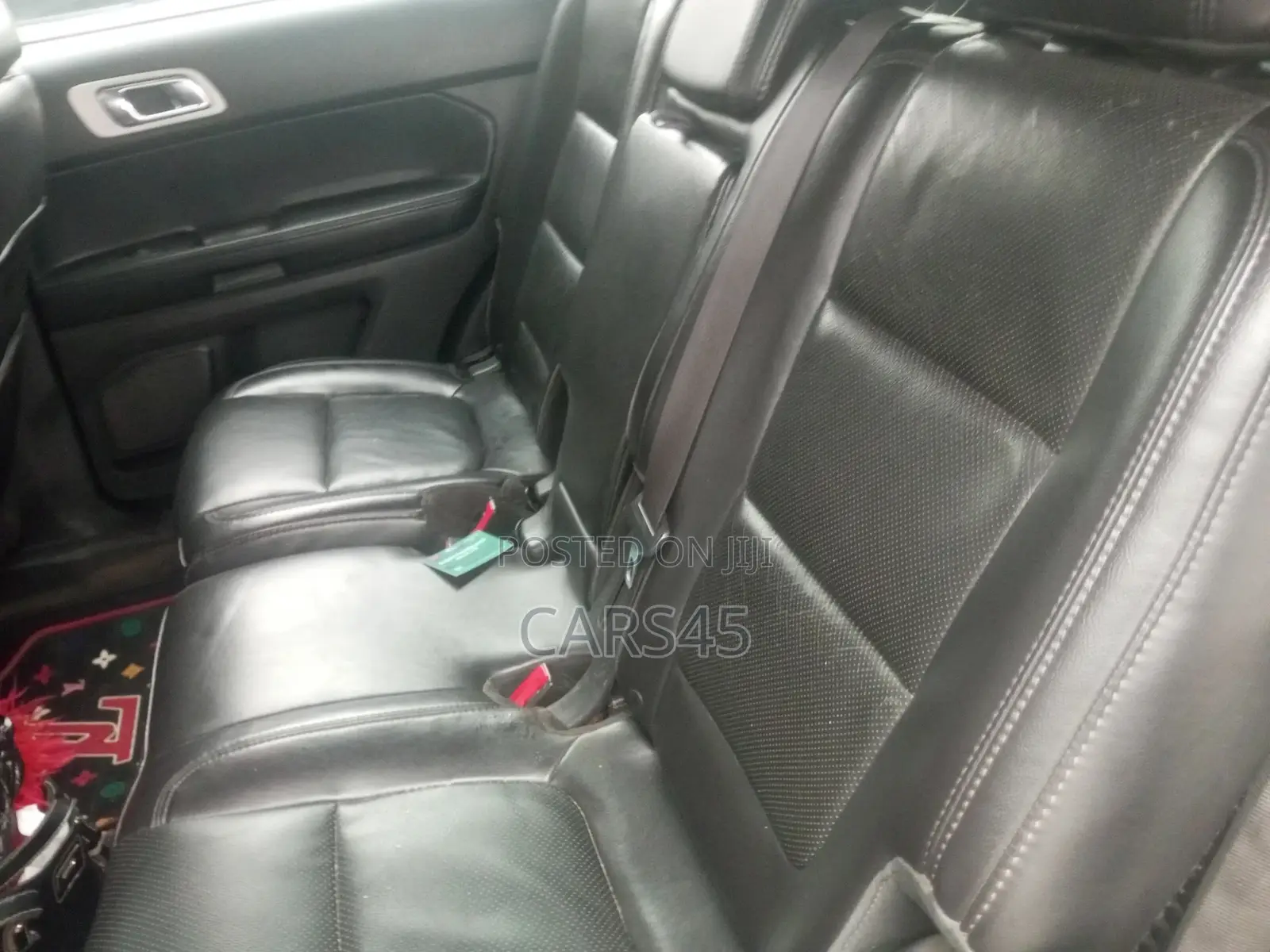 Ford Explorer 2013 Beige