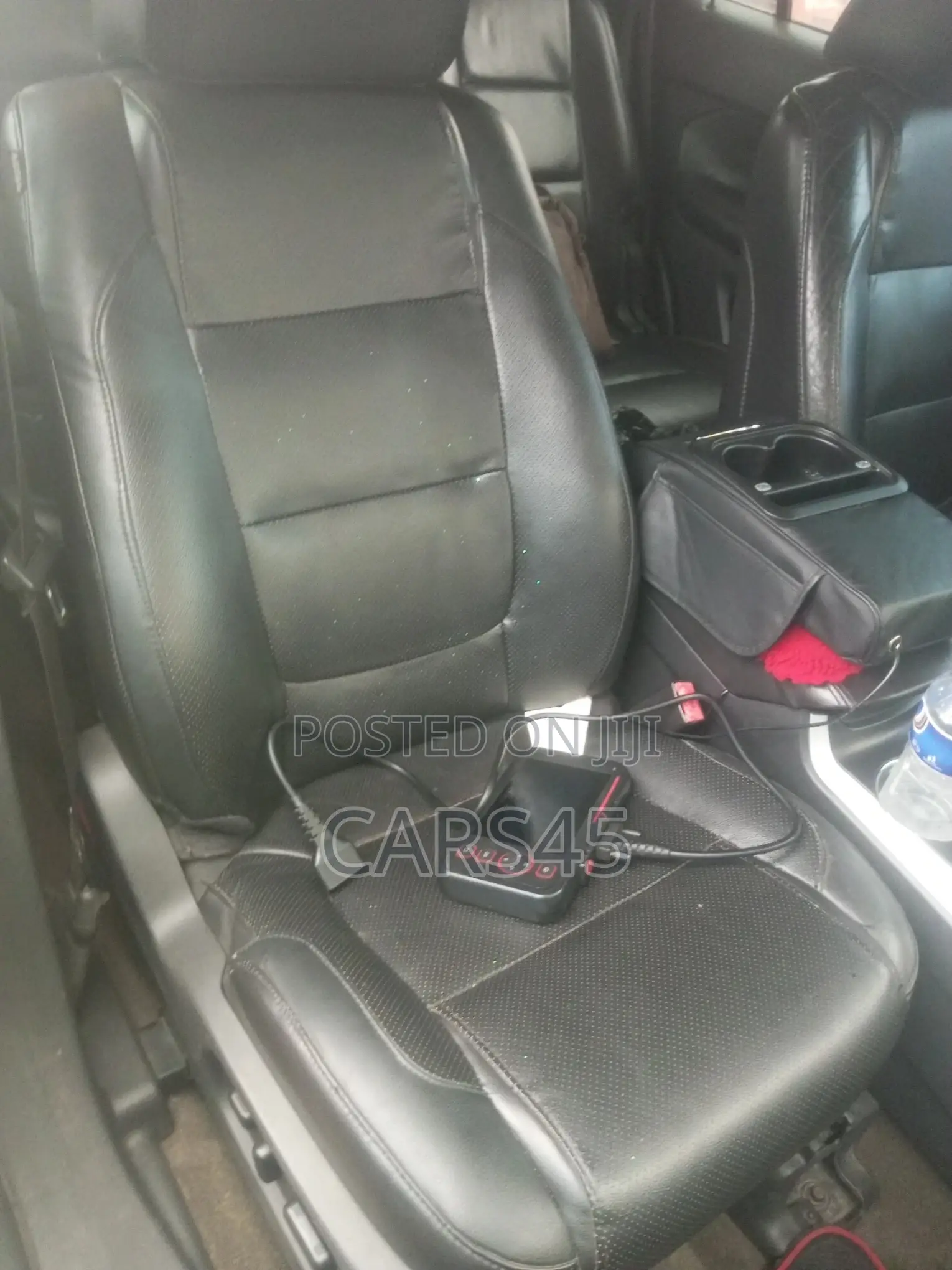 Ford Explorer 2013 Beige