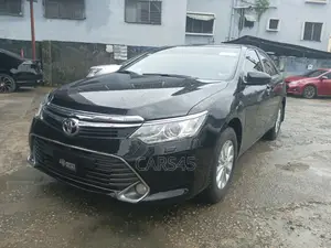 Toyota Camry XLE 4dr Sedan (2.5L 4cyl 6A) 2015 Black