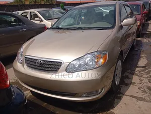 Toyota Corolla 1.8 LE 2008 Gold