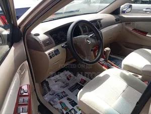 Toyota Corolla 1.8 LE 2008 Gold