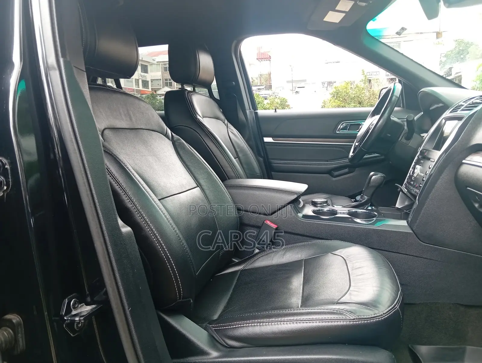 Ford Explorer 2018 Black