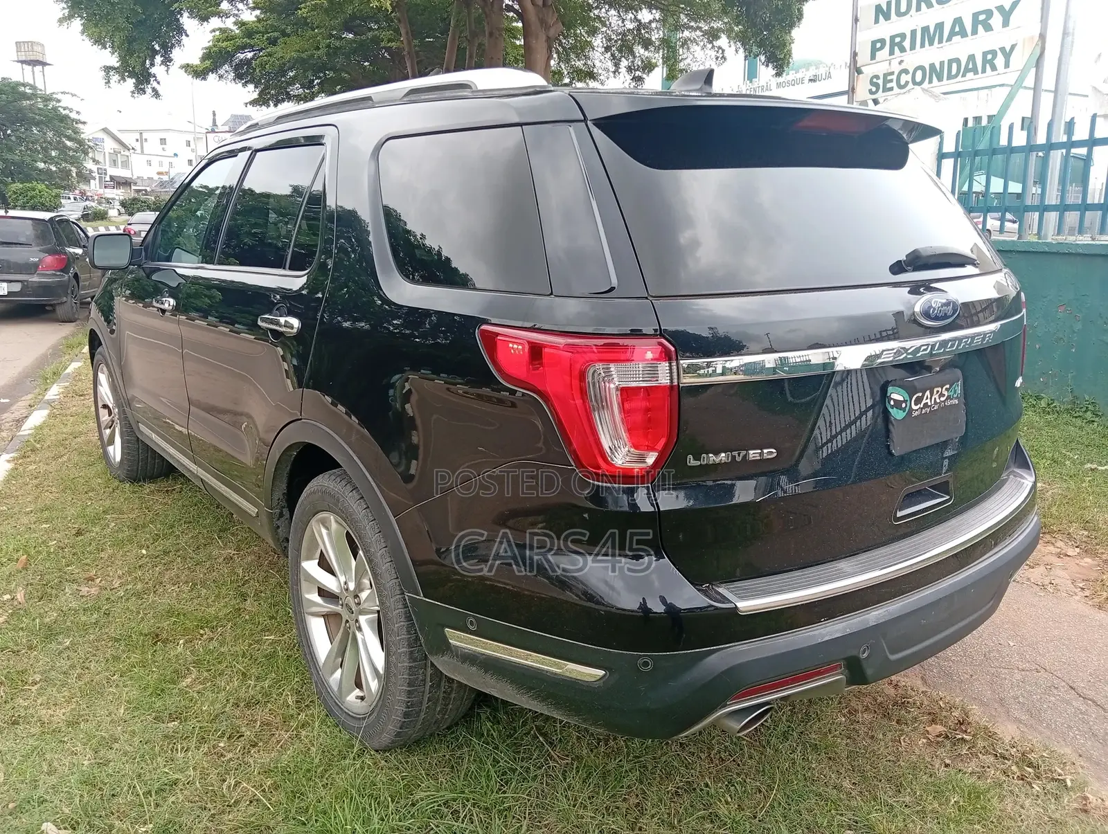 Ford Explorer 2018 Black
