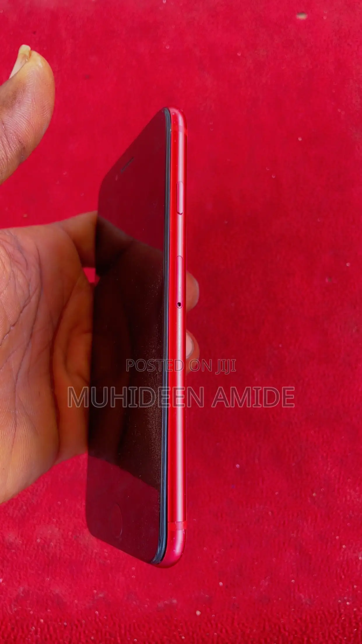 Apple iPhone SE (2022) 128 GB Red
