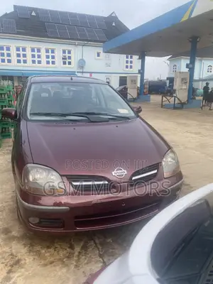 Nissan Almera Tino 2005 Brown