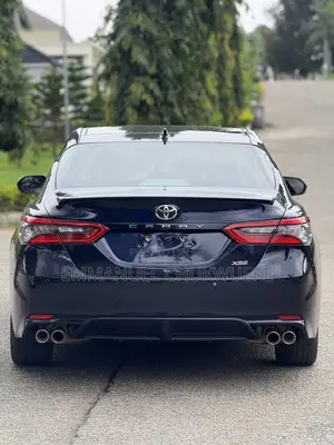 Toyota Camry 2021 Blue