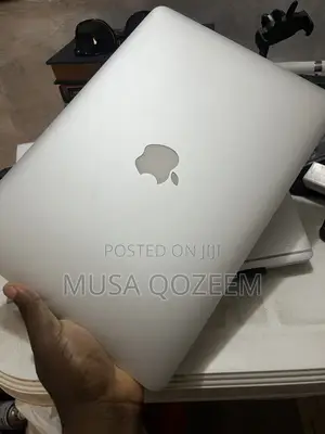 Laptop Apple MacBook Air 2015 4GB Intel Core i5 SSD 256GB