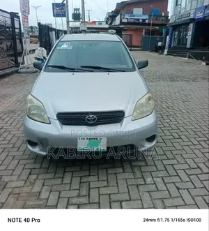 Toyota Matrix 2004 Silver