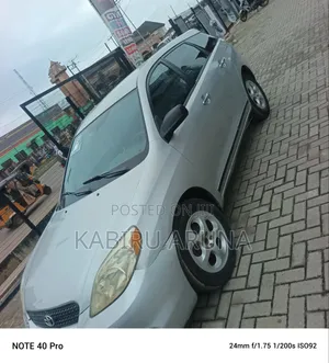Toyota Matrix 2004 Silver