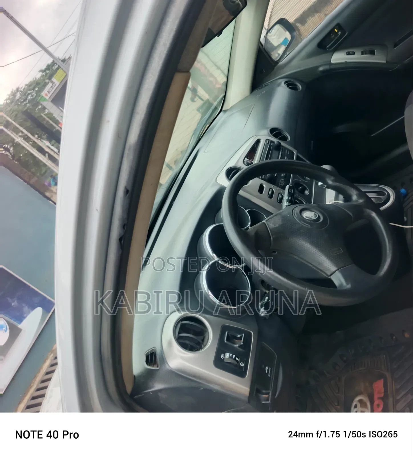 Toyota Matrix 2004 Silver