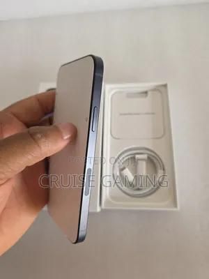 New Apple iPhone 12 64 GB Black