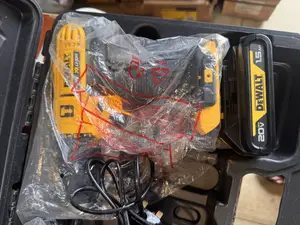 Dewalt 20v Cordless Drill / Compact Hammer Drill and Driver