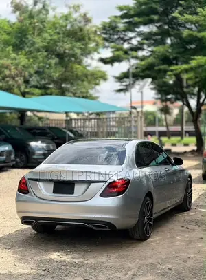 Mercedes-Benz C300 2015 Silver
