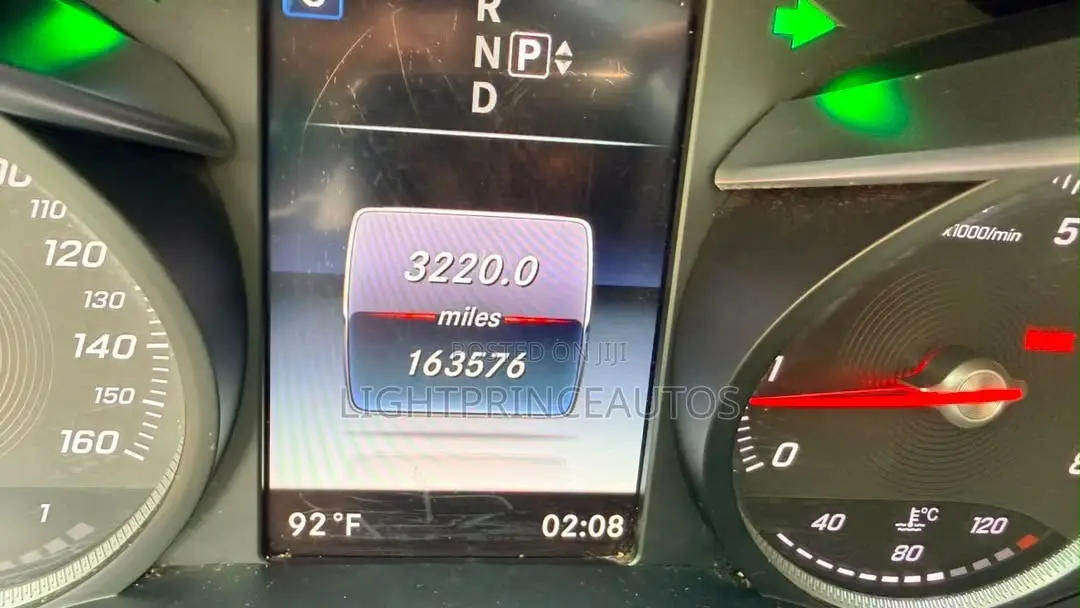 Mercedes-Benz C300 2015 Silver