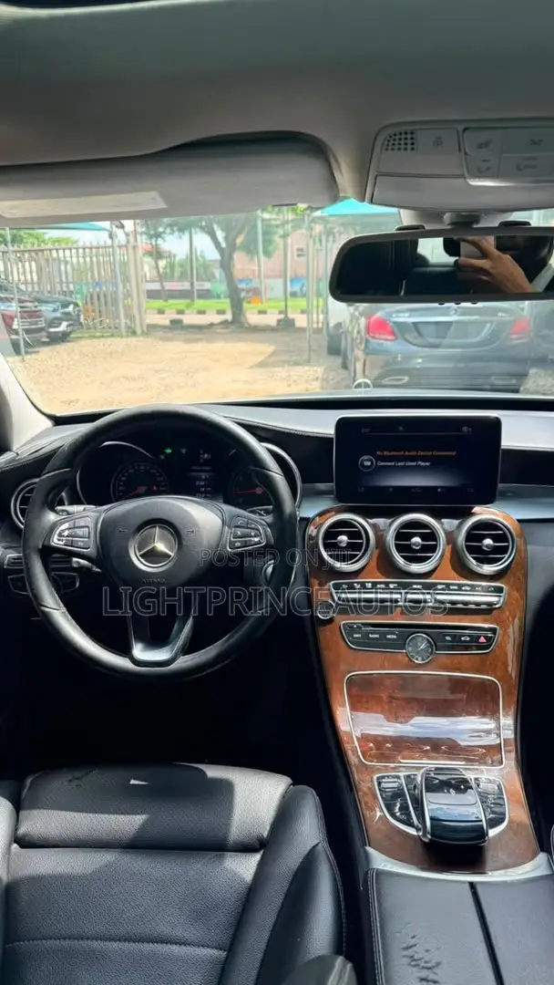 Mercedes-Benz C300 2015 Silver