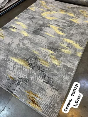 5x7fts Black and Gluxury Quality Turkish Rug