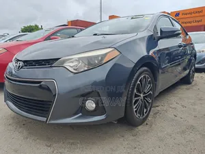 Toyota Corolla S Plus 4dr Sedan (1.8L 4cyl 6M) 2015 Gray