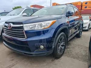 Toyota Highlander XLE V6 4x2 (3.5L 6cyl 6A) 2016 Blue