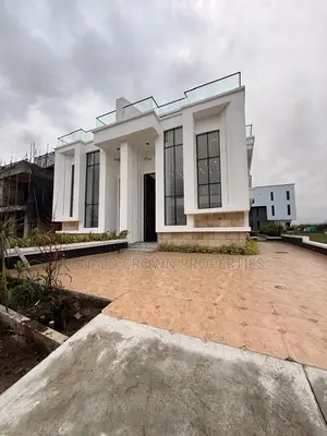 5bdrm Duplex in Ikate for sale