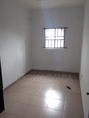 2bdrm Apartment in Olaniyi, New Oko Oba for rent