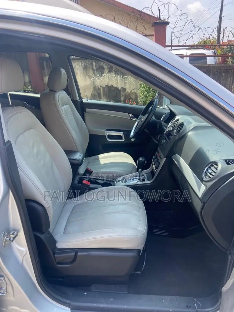 Chevrolet Captiva 2.4 4x4 Automatic 2012 Silver