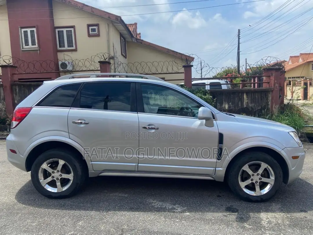 Chevrolet Captiva 2.4 4x4 Automatic 2012 Silver