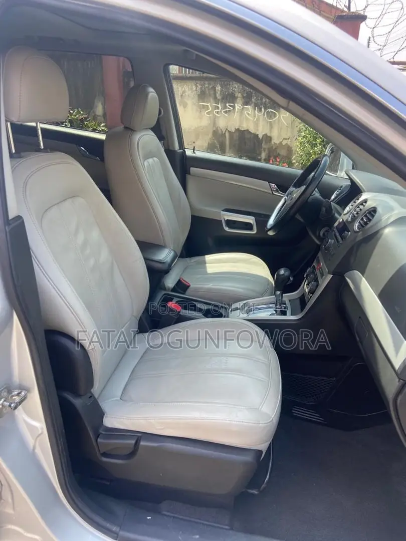 Chevrolet Captiva 2.4 4x4 Automatic 2012 Silver