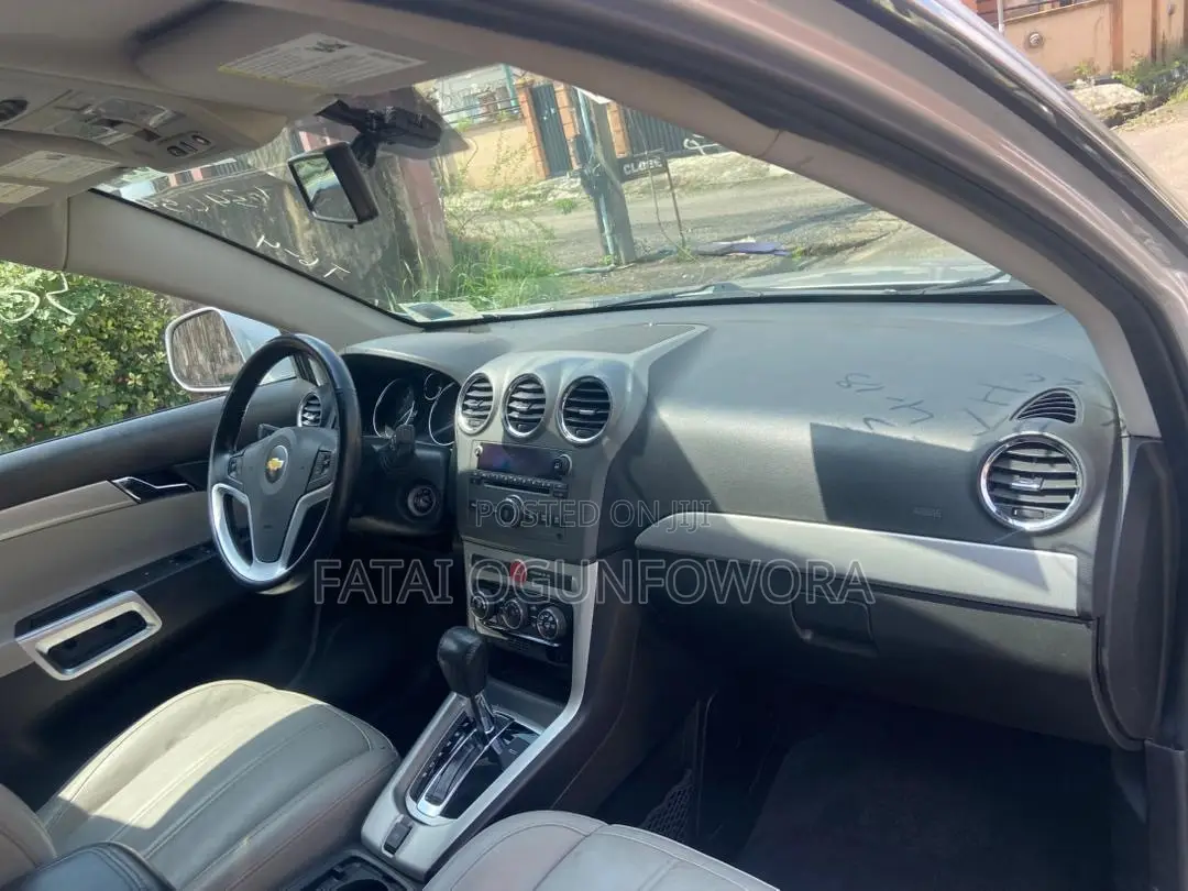 Chevrolet Captiva 2.4 4x4 Automatic 2012 Silver