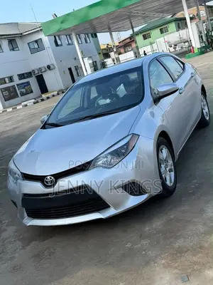Toyota Corolla 2015 Silver