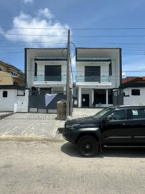 5bdrm Duplex in Ikota for sale