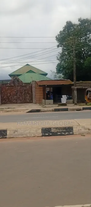 11bdrm Block of Flats in Ijegun for sale