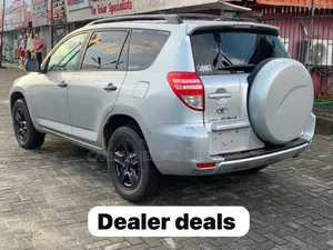 Toyota RAV4 2010 Silver
