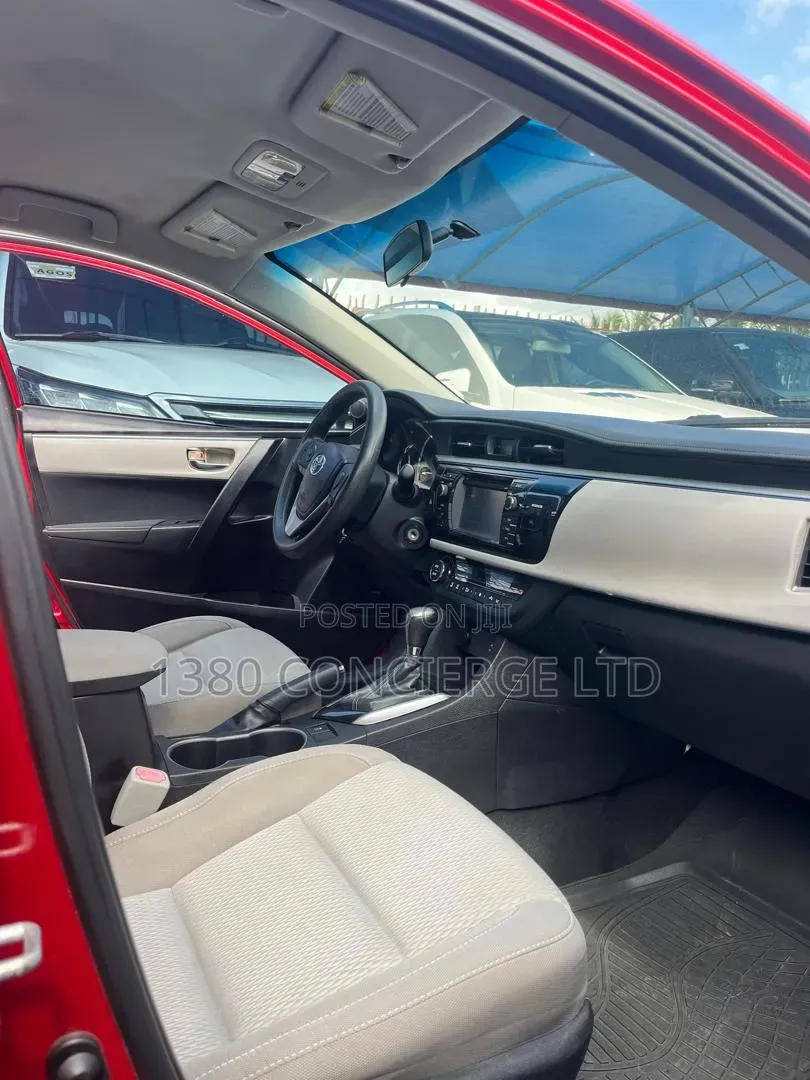 Toyota Corolla 2016 Red