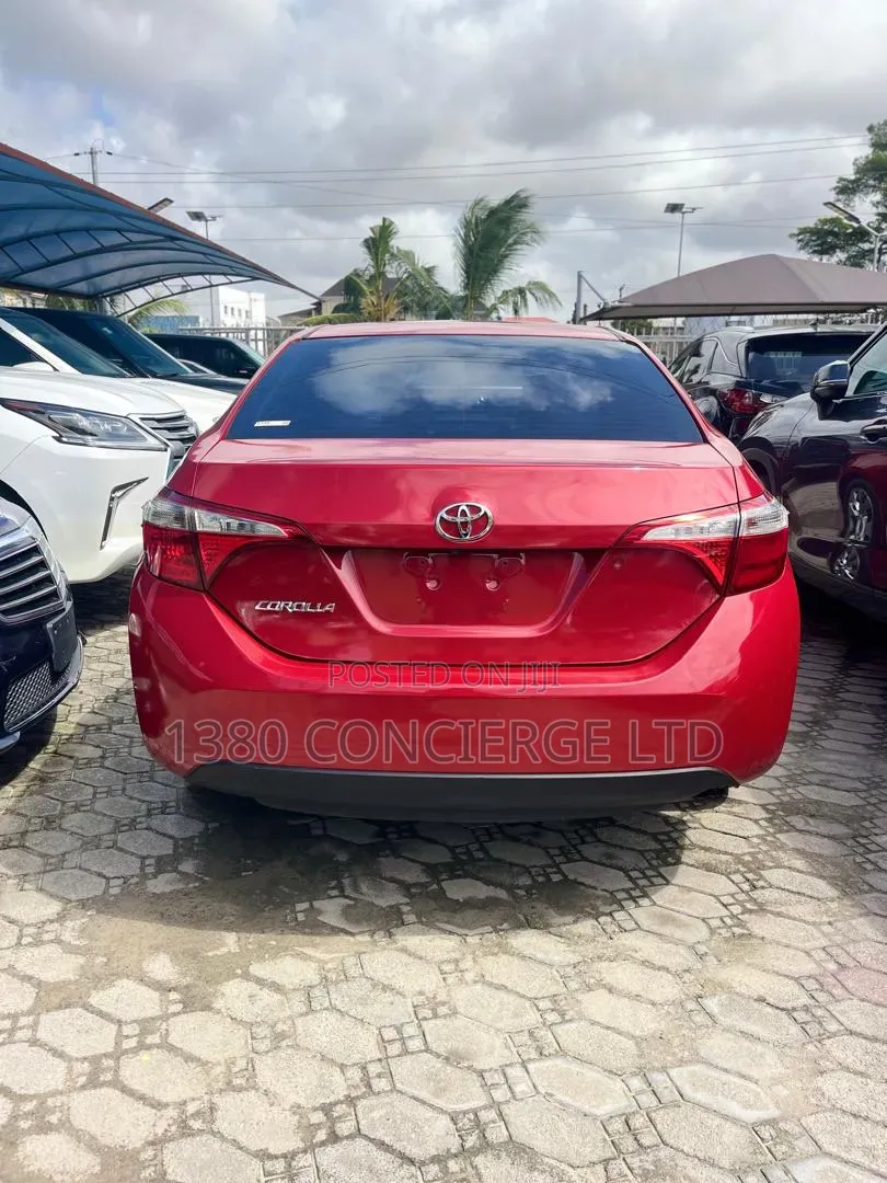 Toyota Corolla 2016 Red