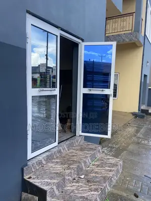 Aluminum Hinge Door