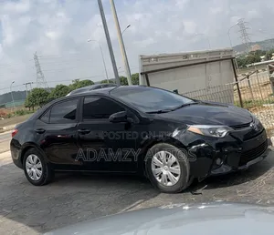 Toyota Corolla 2015 Black