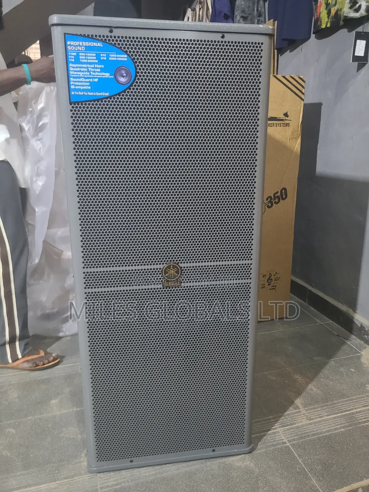 Yamaha Double Speaker YM215
