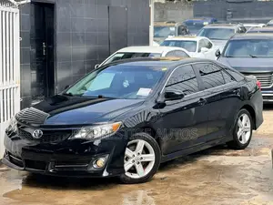 Toyota Camry SE 4dr Sedan (2.5L 4cyl 6A) 2012 Black
