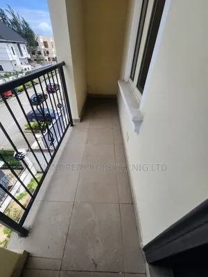 3bdrm Apartment in Chevron for rent