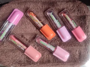 3Q Beauty Fruit Lip Oil