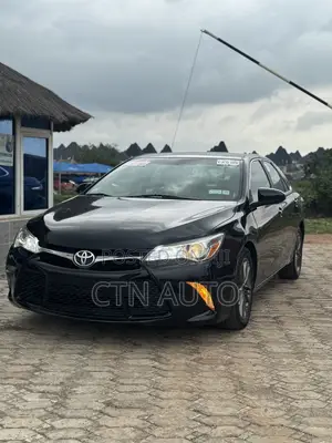 Toyota Camry SE 4dr Sedan (2.5L 4cyl 6A) 2016 Black