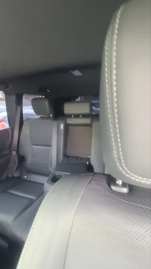 Toyota Land Cruiser 2025 White