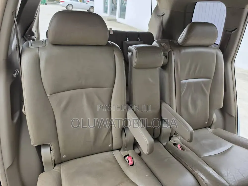 Toyota Highlander Limited 2010 White